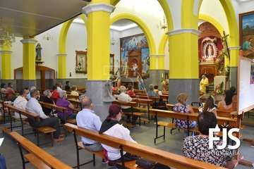 Repique de campanas, misa de romeros y ofrenda a la Virgen de las Nieves/TA y Francisco Javier Santana.